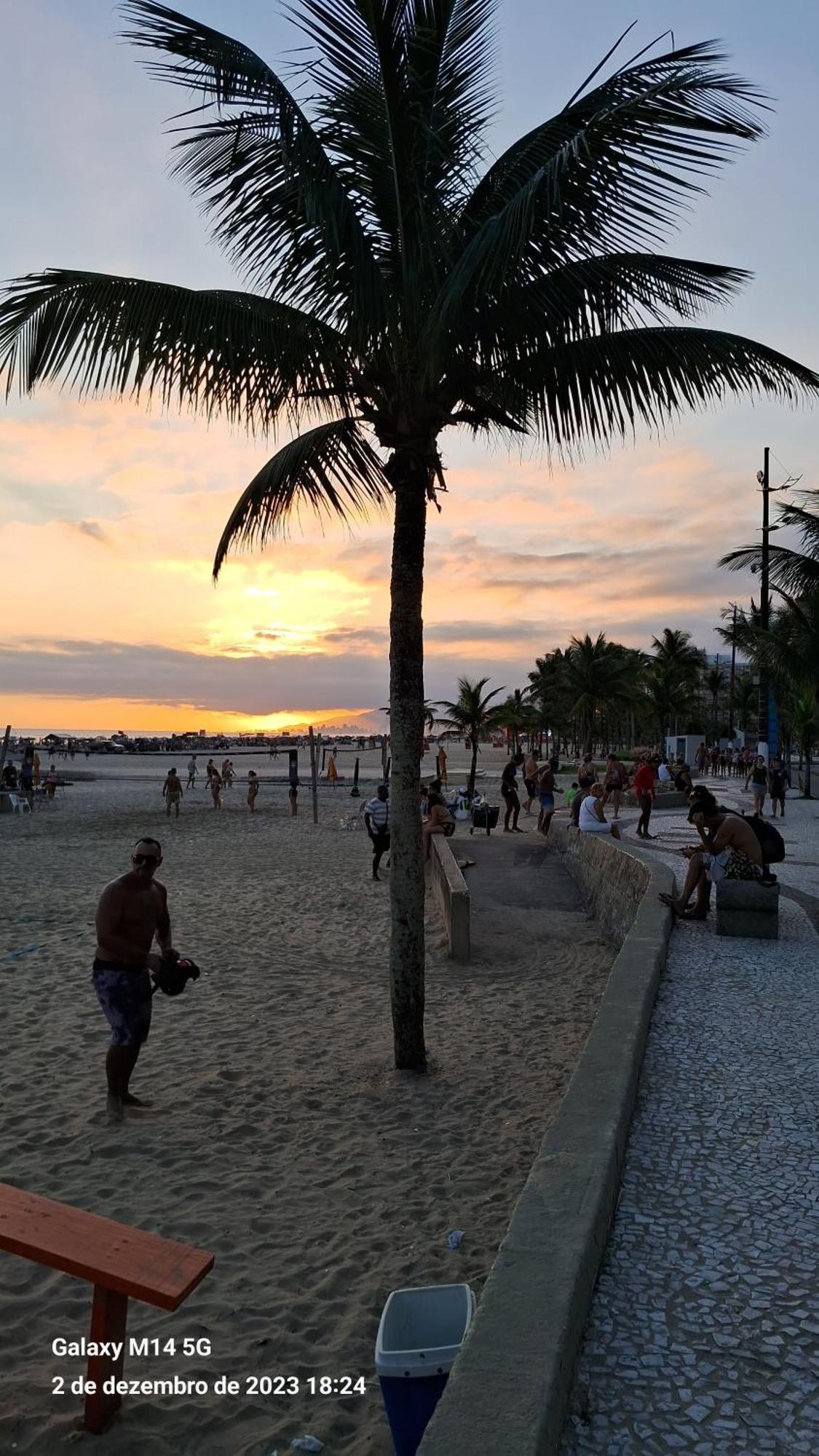 Predio Frente Para O Mar Na Praia Grande - Guilhermina Exterior photo